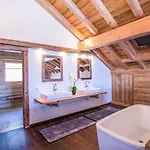 シャレー Le Hameau By Interhome *